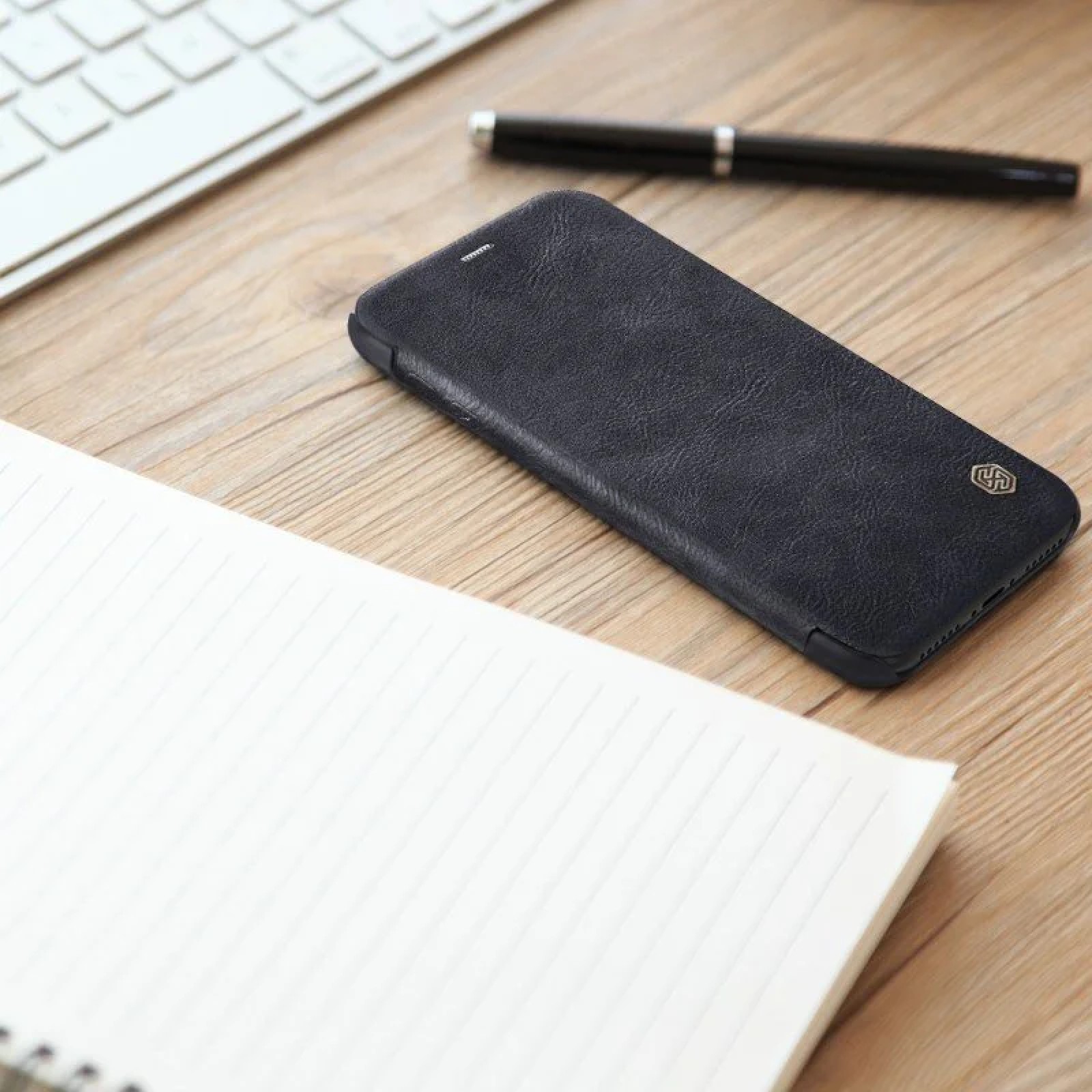 Гръб Nillkin Qin за Apple iPhone X/XS Черен